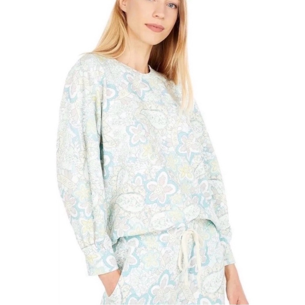 Sundry x Anthropologie -Paisley
Pastel Pullover - Size 1 (Small- 4/6)
- NWT